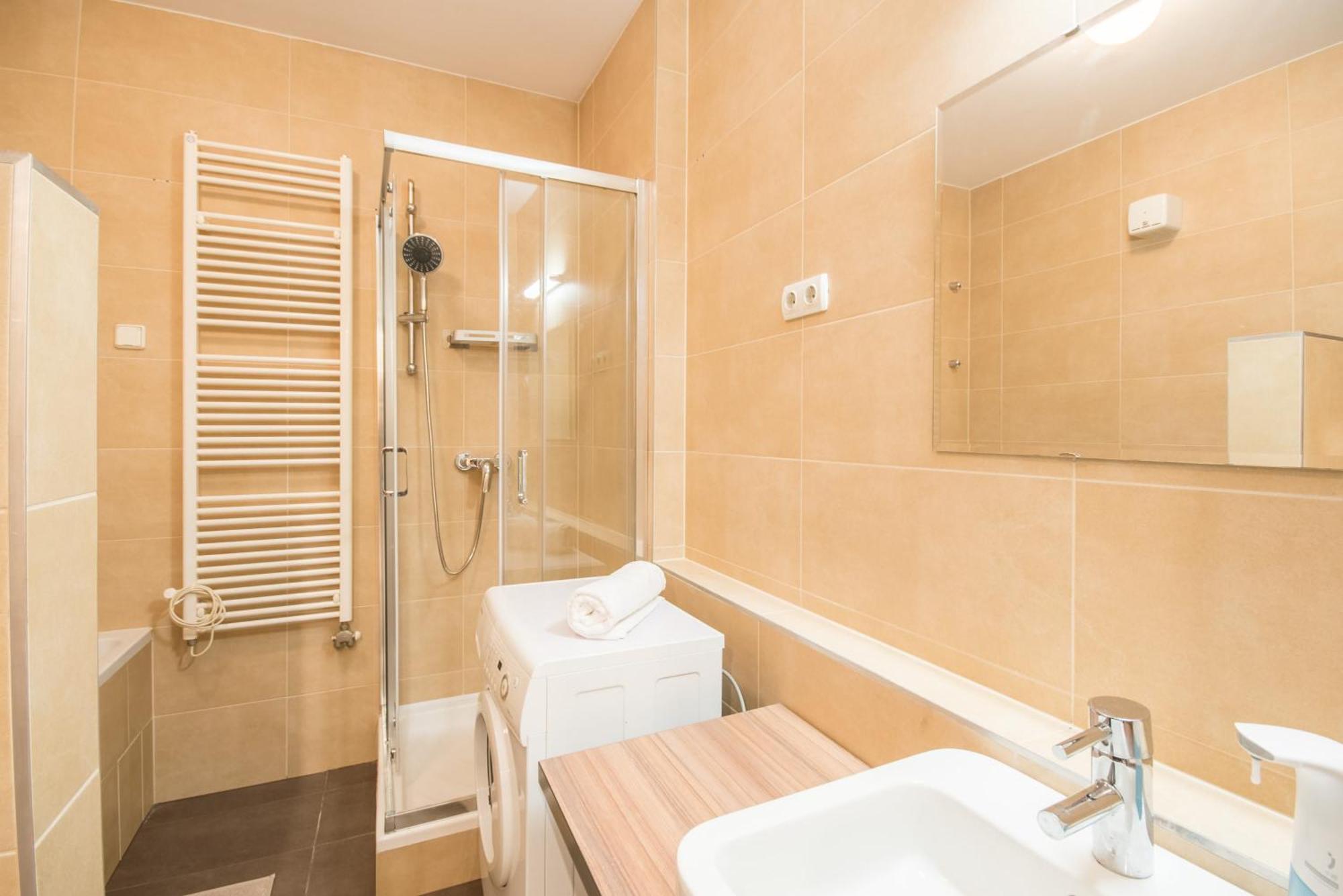 Very Central - Large - Balcony - Comfy Apartment บูดาเปสต์ ภายนอก รูปภาพ