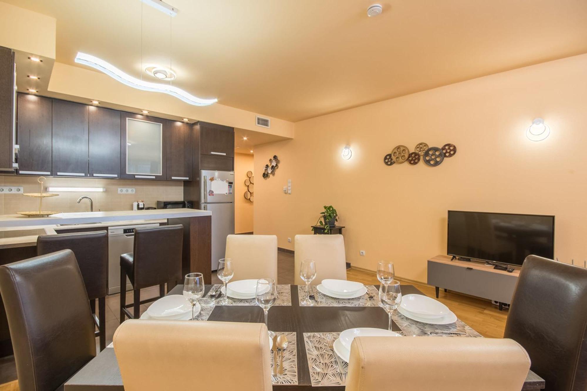 Very Central - Large - Balcony - Comfy Apartment บูดาเปสต์ ภายนอก รูปภาพ